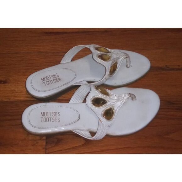 Mootsies Tootsies Sandals Thong Style white 7M yellow rhinestones Pretty wedges - Picture 3 of 7